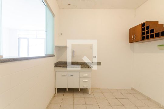 Cozinha de apartamento para alugar com 2 quartos, 90m² em Barra, Salvador