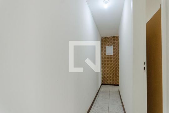 Corredor de apartamento para alugar com 2 quartos, 90m² em Barra, Salvador
