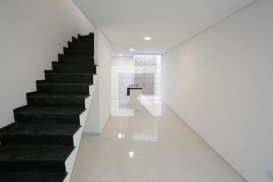 Sala de casa de condomínio à venda com 2 quartos, 80m² em Jardim Popular, São Paulo