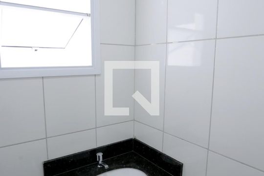Banheiro da Suíte 1 de casa de condomínio à venda com 2 quartos, 80m² em Jardim Popular, São Paulo