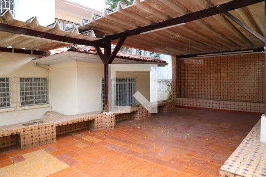 Área comum - Churrasqueira de casa à venda com 4 quartos, 420m² em Pacaembu, São Paulo