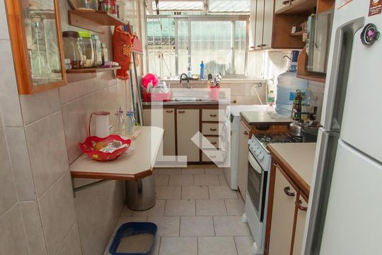 Cozinha e Área de Serviço de apartamento à venda com 1 quarto, 44m² em Rubem Berta, Porto Alegre