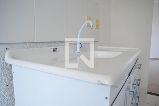 Apartamento para alugar com 2 quartos, 48m² em Jardim Ísis, Cotia