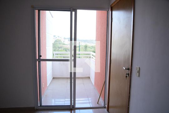 Sacada de apartamento para alugar com 2 quartos, 48m² em Jardim Ísis, Cotia