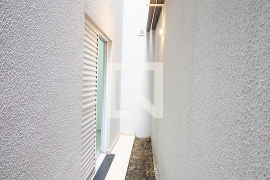 Varanda de kitnet/studio para alugar com 1 quarto, 28m² em Luz, São Paulo