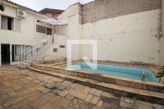 Área Externa de casa para alugar com 3 quartos, 242m² em Centro, Sorocaba