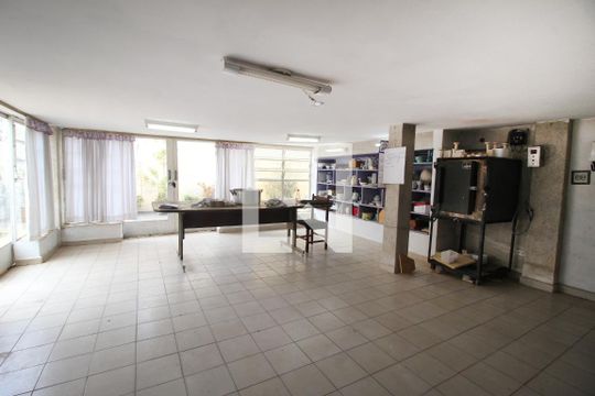 Salão de casa para alugar com 3 quartos, 242m² em Centro, Sorocaba