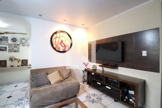 Sala de casa à venda com 2 quartos, 180m² em Jardim Flor da Montanha, Guarulhos