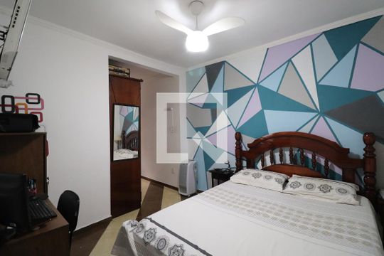Quarto 1 de casa à venda com 2 quartos, 180m² em Jardim Flor da Montanha, Guarulhos