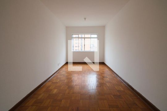 Sala de apartamento para alugar com 1 quarto, 90m² em Cambuci, São Paulo