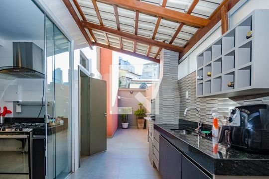 Varanda de apartamento à venda com 3 quartos, 130m² em Santa Lúcia, Belo Horizonte