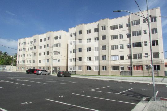 Fachada do bloco de apartamento para alugar com 2 quartos, 49m² em Campo Grande, Rio de Janeiro
