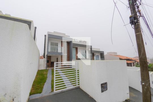Fachada de casa para alugar com 3 quartos, 110m² em Ingleses Norte, Florianópolis