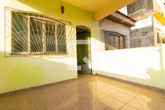 Varanda de casa para alugar com 2 quartos, 180m² em Silvânia, Nova Iguaçu
