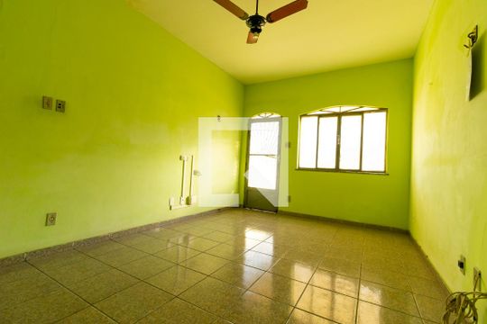 Sala de casa para alugar com 2 quartos, 180m² em Silvânia, Nova Iguaçu