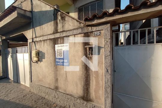 Fachada - Plaquinha Quinto Andar de casa para alugar com 2 quartos, 180m² em Silvânia, Nova Iguaçu