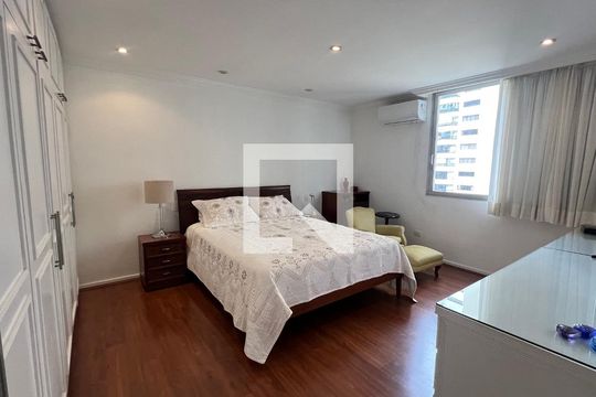 Suite de apartamento para alugar com 3 quartos, 220m² em Jardim Paulista, São Paulo