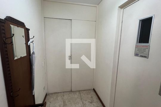 Hall social de apartamento para alugar com 3 quartos, 220m² em Jardim Paulista, São Paulo