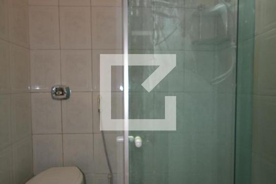 Banheiro Social de casa para alugar com 2 quartos, 67m² em Madureira, Rio de Janeiro