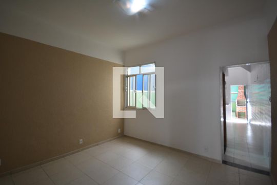 Sala de casa para alugar com 2 quartos, 67m² em Madureira, Rio de Janeiro