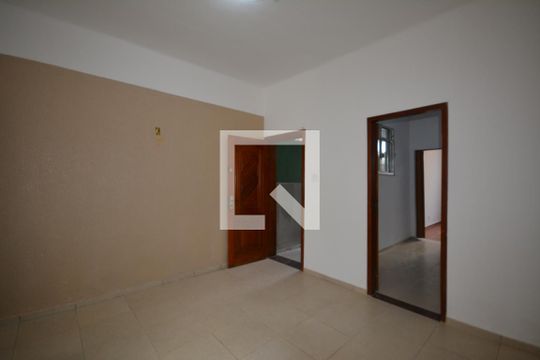 Sala de casa para alugar com 2 quartos, 67m² em Madureira, Rio de Janeiro