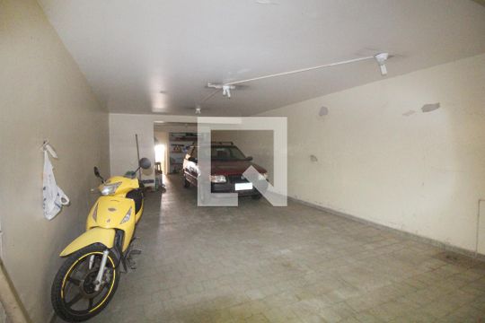 Garagem de casa para alugar com 3 quartos, 240m² em Centro, Sorocaba