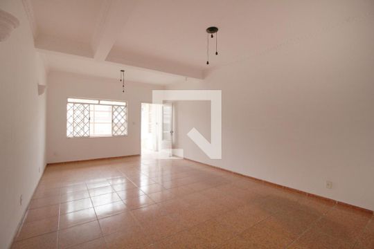 Sala de casa para alugar com 3 quartos, 240m² em Centro, Sorocaba
