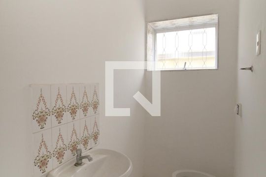 Lavabo de casa para alugar com 3 quartos, 240m² em Centro, Sorocaba
