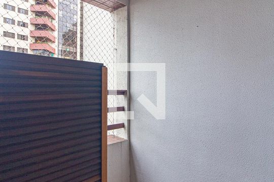 Sacada de apartamento para alugar com 3 quartos, 90m² em Mercês, Curitiba