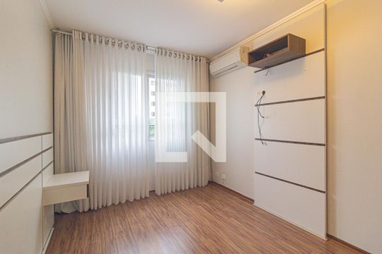 Quarto 2 de apartamento para alugar com 3 quartos, 90m² em Mercês, Curitiba