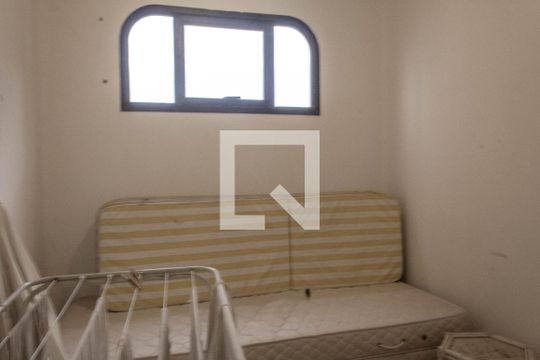 Quarto de Serviço de apartamento para alugar com 5 quartos, 600m² em Enseada, Guarujá