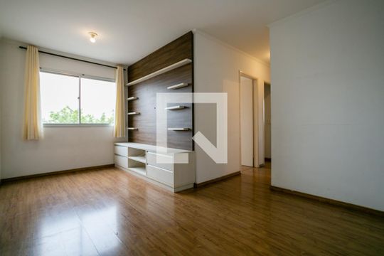 Apartamento para alugar com 3 quartos, 56m² em Vila Basileia, São Paulo