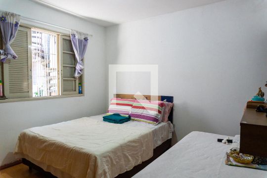 Suite de casa à venda com 5 quartos, 300m² em Vila do Encontro, 