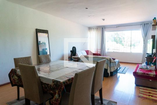 Sala de casa à venda com 5 quartos, 300m² em Vila do Encontro, 