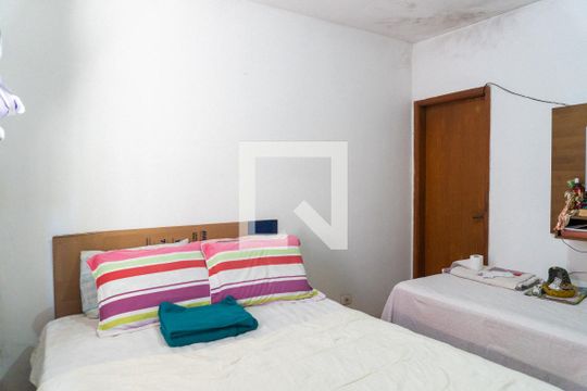 Suite de casa à venda com 5 quartos, 300m² em Vila do Encontro, 
