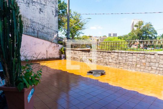 Varanda de casa à venda com 5 quartos, 300m² em Vila do Encontro,