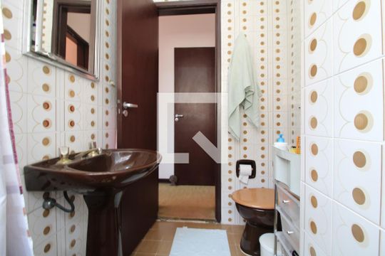 Banheiro comum de casa à venda com 3 quartos, 115m² em Cupecê, São Paulo