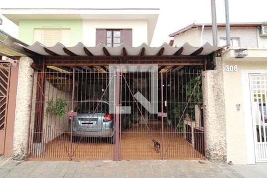 Fachada de casa à venda com 3 quartos, 115m² em Cupecê, São Paulo