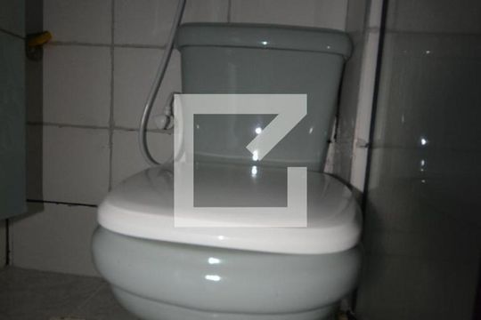Banheiro Social de apartamento à venda com 2 quartos, 50m² em Madureira, Rio de Janeiro