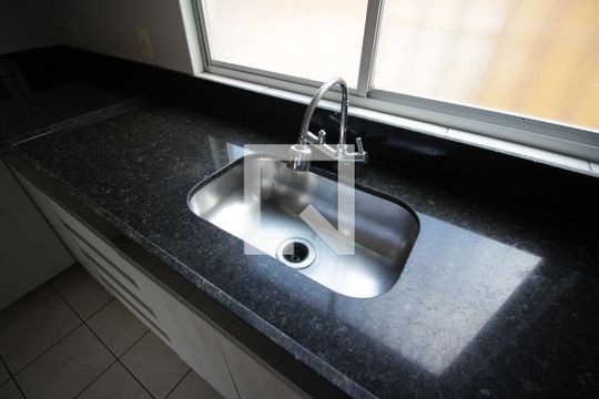 Cozinha de apartamento à venda com 3 quartos, 100m² em São João Batista, Belo Horizonte