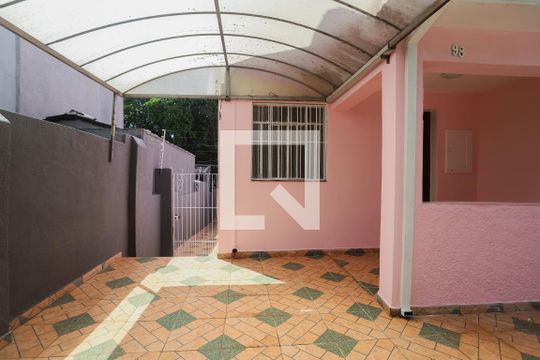 Garagem de casa à venda com 3 quartos, 200m² em Perdizes, São Paulo