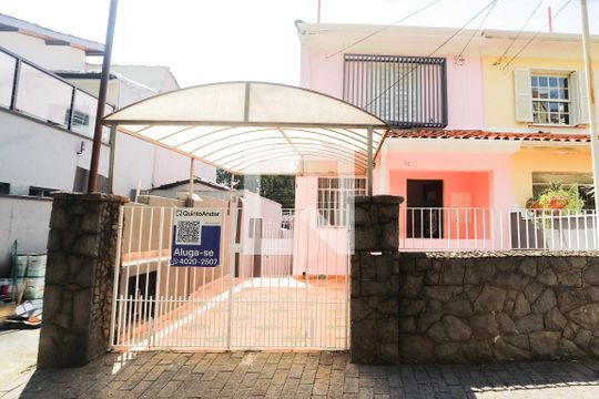 Fachada de casa à venda com 3 quartos, 200m² em Perdizes, São Paulo