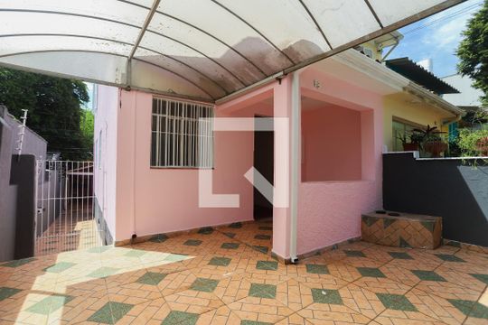 Garagem de casa à venda com 3 quartos, 200m² em Perdizes, São Paulo