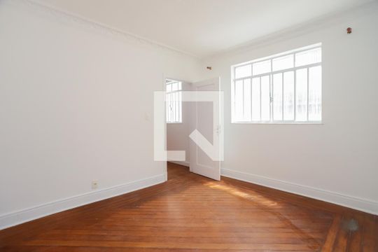 Sala 2 de casa à venda com 3 quartos, 200m² em Perdizes, São Paulo