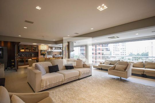 Sala de apartamento à venda com 3 quartos, 200m² em Vila Andrade, São Paulo