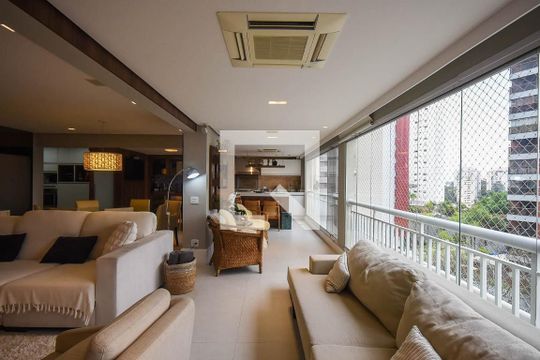 Varanda de apartamento à venda com 3 quartos, 200m² em Vila Andrade, São Paulo