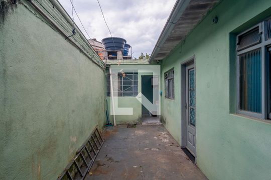 Quintal de casa à venda com 3 quartos, 262m² em Vila Trabalhista, Guarulhos