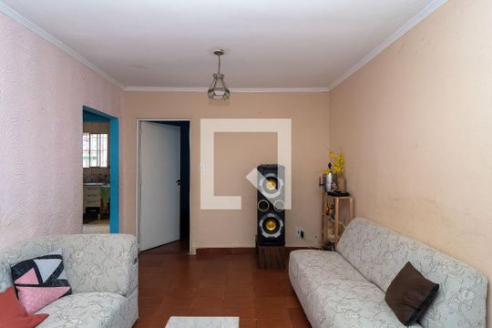 Casa à venda com 3 quartos, 262m² em Vila Trabalhista, Guarulhos