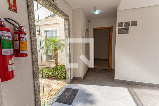 Hall de Entrada de apartamento à venda com 2 quartos, 48m² em Santo Andre, São Leopoldo