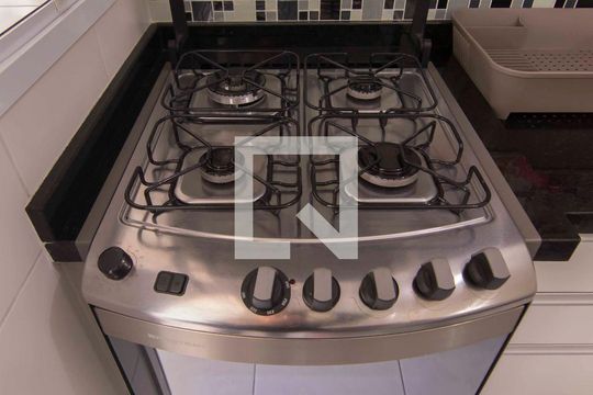 Cozinha de apartamento à venda com 2 quartos, 48m² em Freguesia do Ó, São Paulo